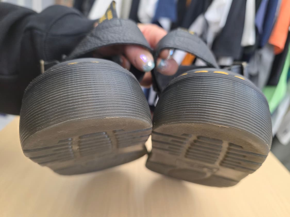 닥터마틴 그리폰쿼드 스트랩 샌들 UK6 상품이미지8