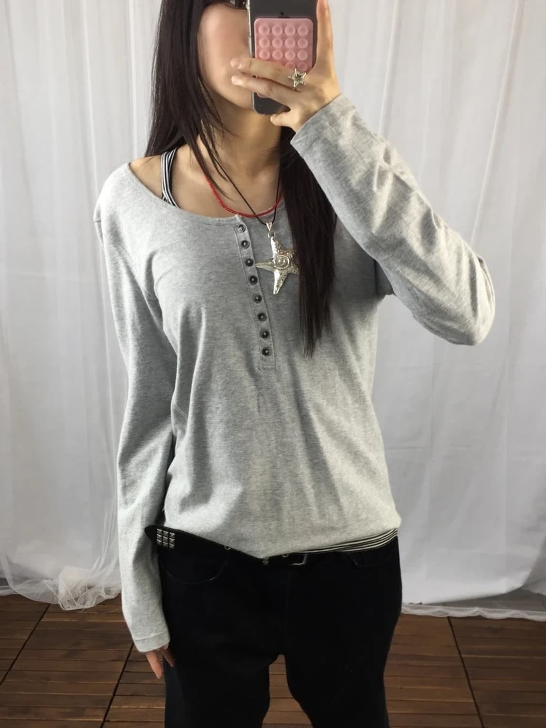 GAP Gray Henley Long Sleeve Tee 상품이미지1