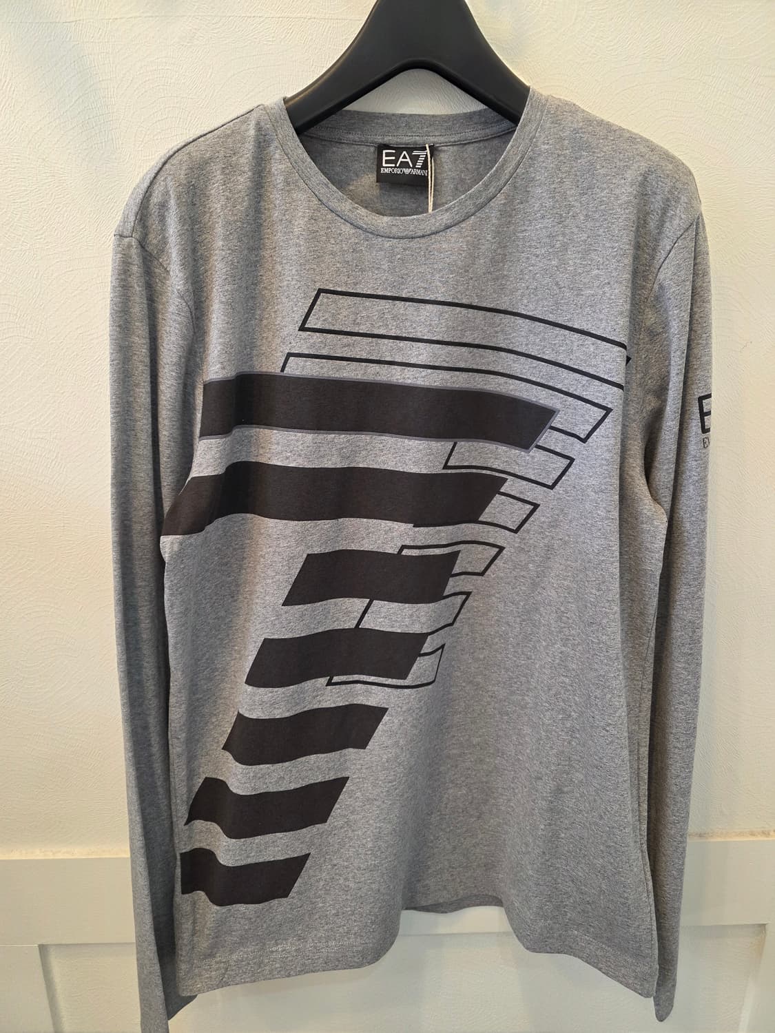 EA7 엠포리오 아르마니 그레이 티셔츠 상품이미지2