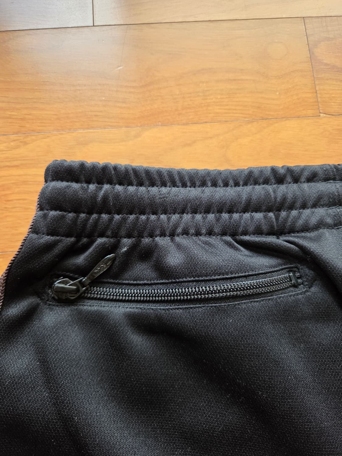 니들스 hd 트랙팬츠 블랙[xs] 브라운 상품이미지3