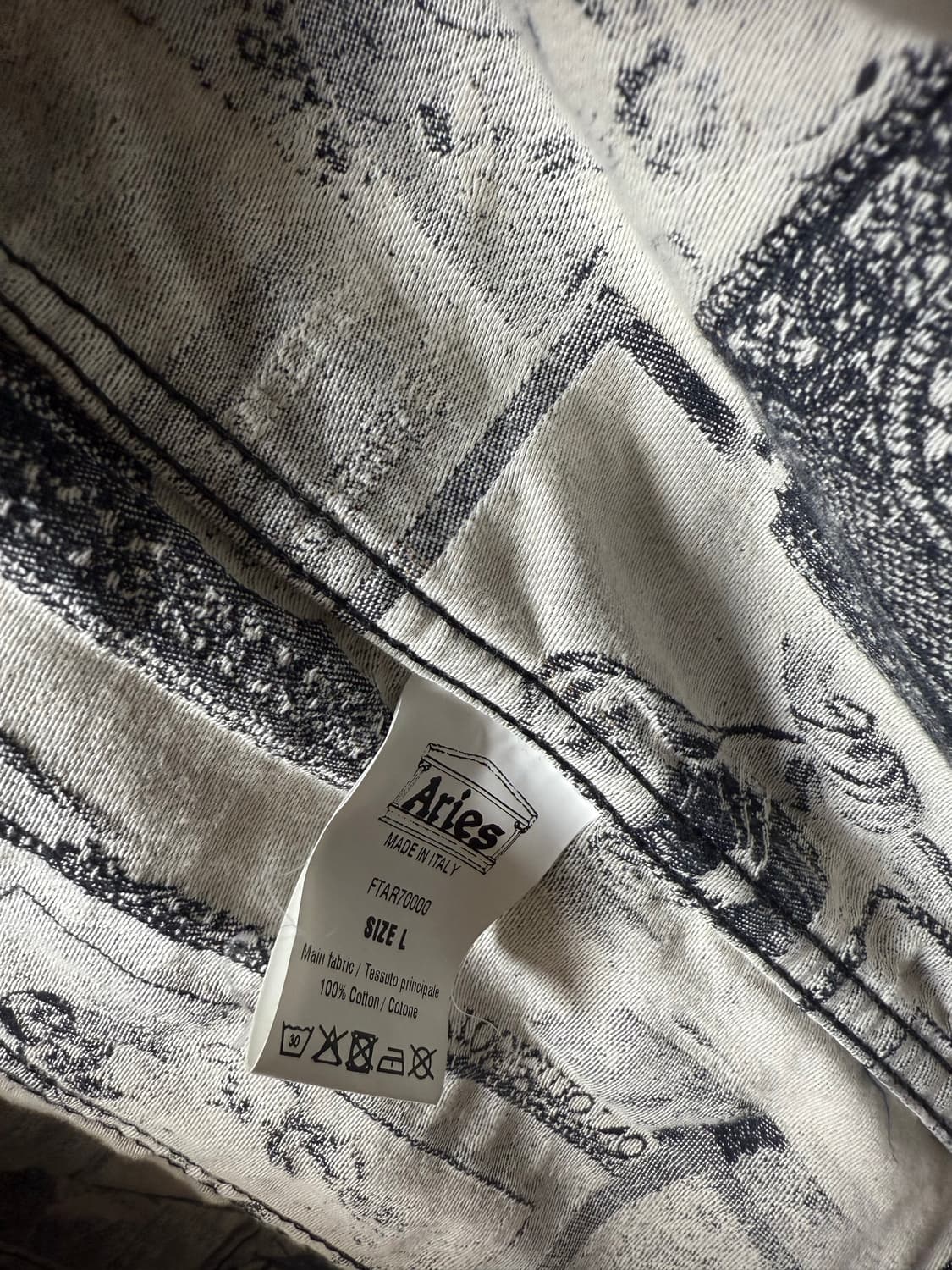 aries 프린트 자켓 상품이미지5