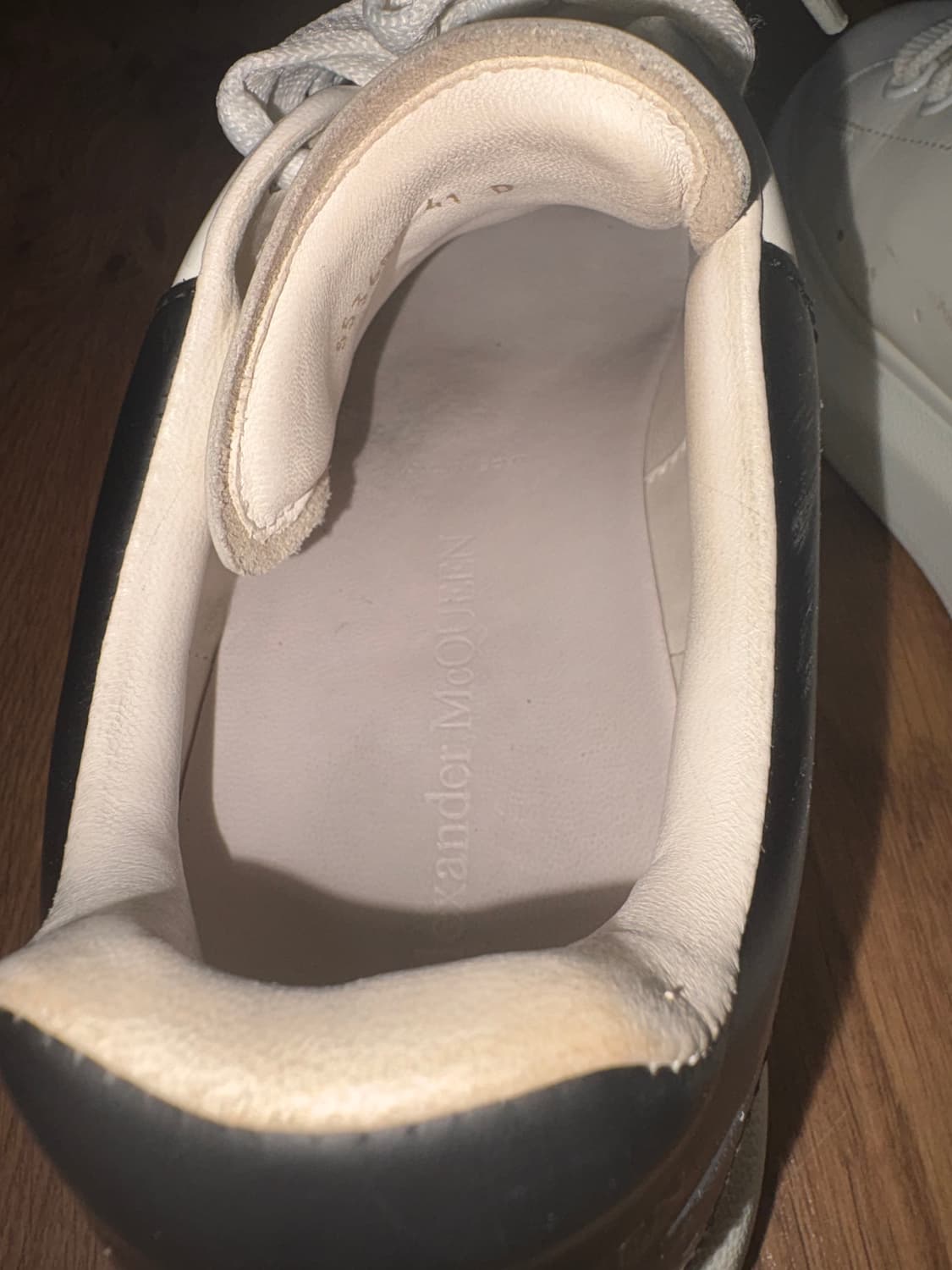 알렉산더맥퀸오버솔 정품a급 판매 상품이미지5