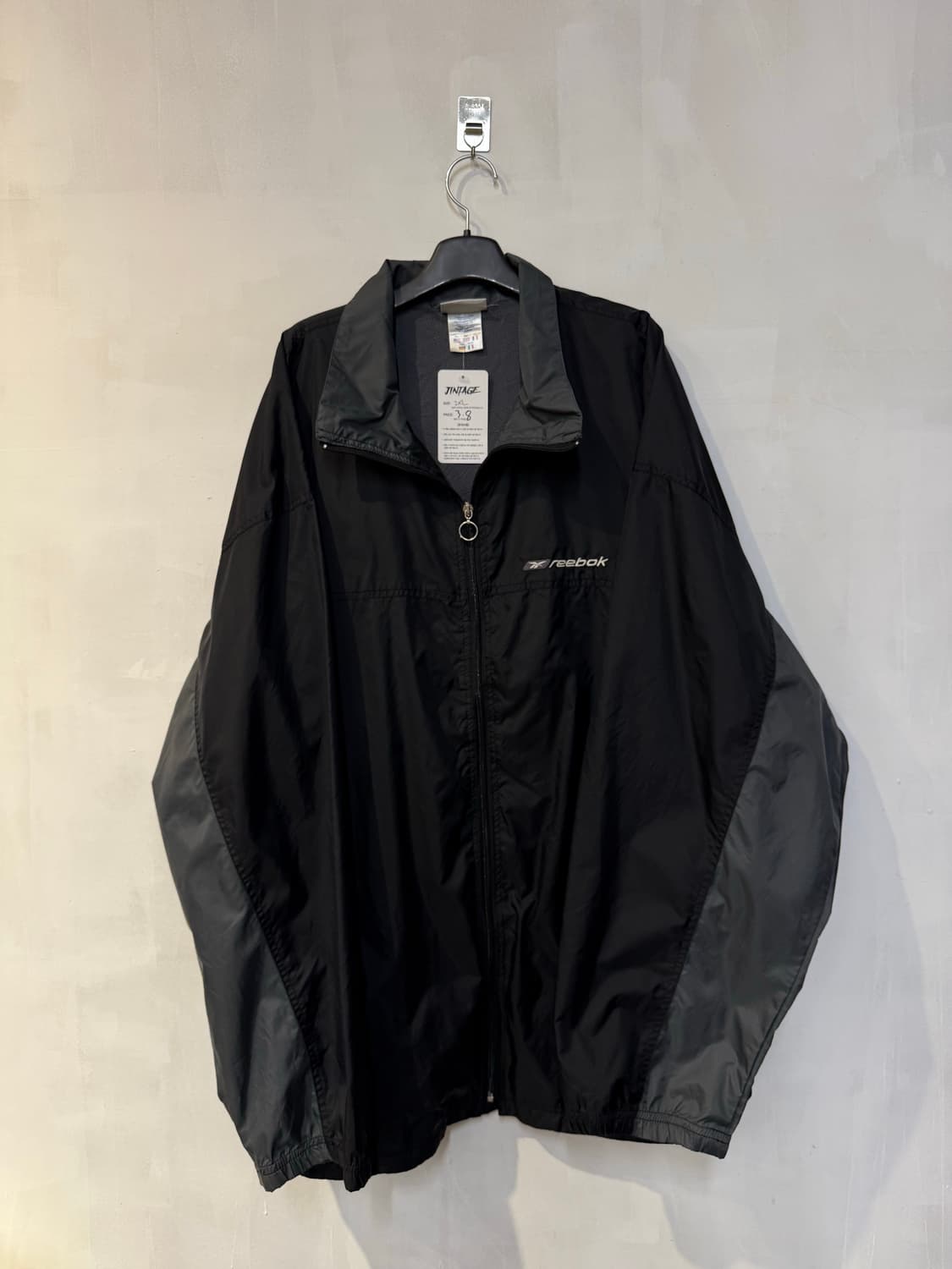 리복 블랙 바람막이 상품이미지1