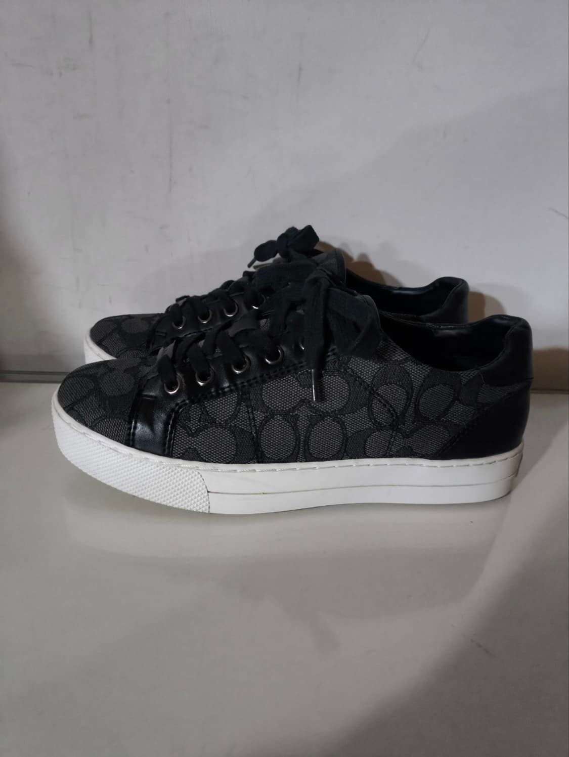 235mm 코치 스니커즈 상품이미지1