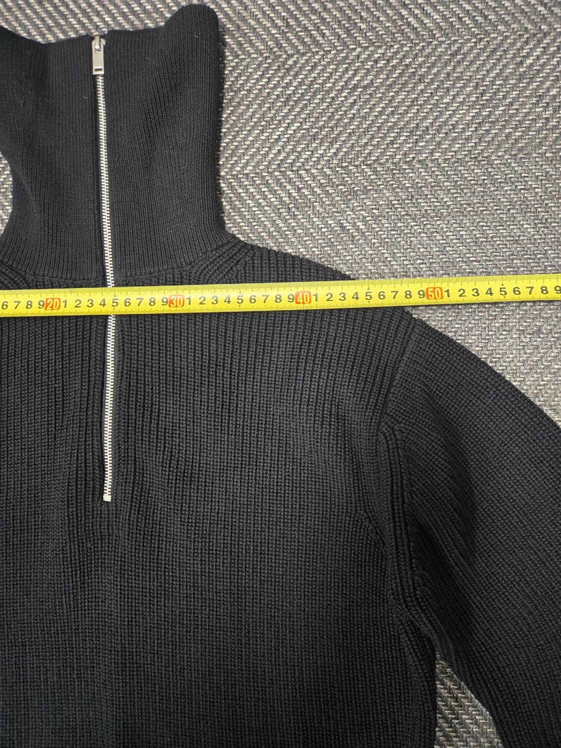 코스 COS 반집업 니트 블랙 모63% 니트티 상품이미지4