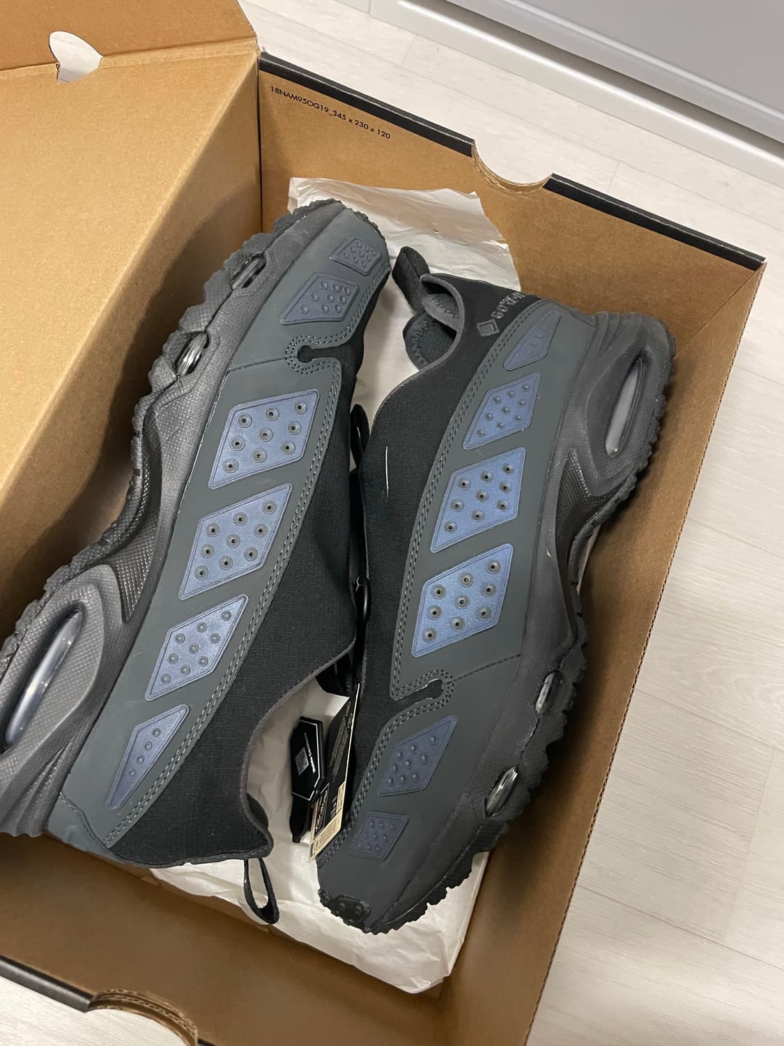 나이키 에어맥스 SNDR 고어텍스 스모크 그레이 290 상품이미지4