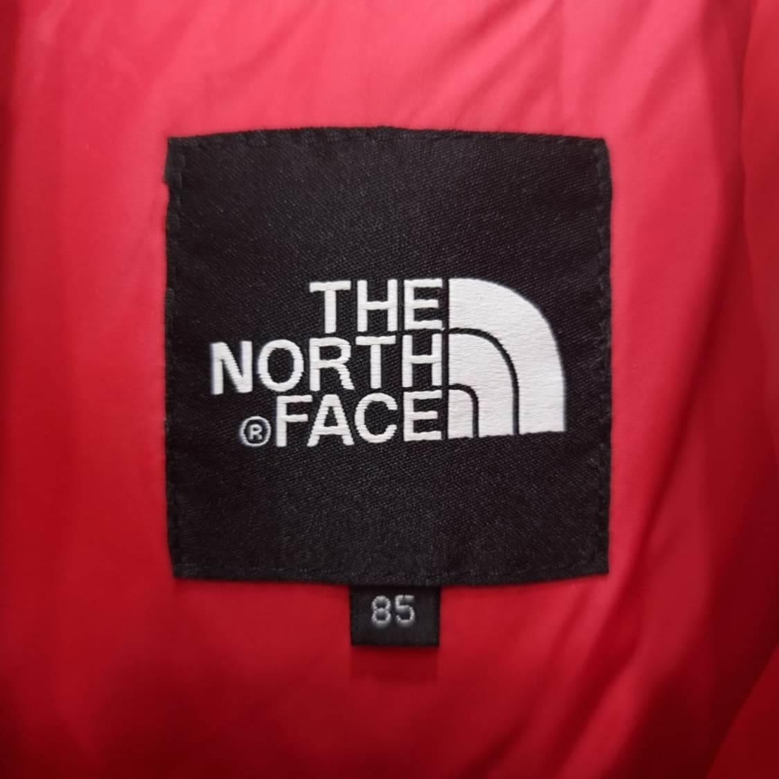 [노스페이스] 로고 자수 700 눕시 패딩 베스트 조끼 핑크 M18848 상품이미지9