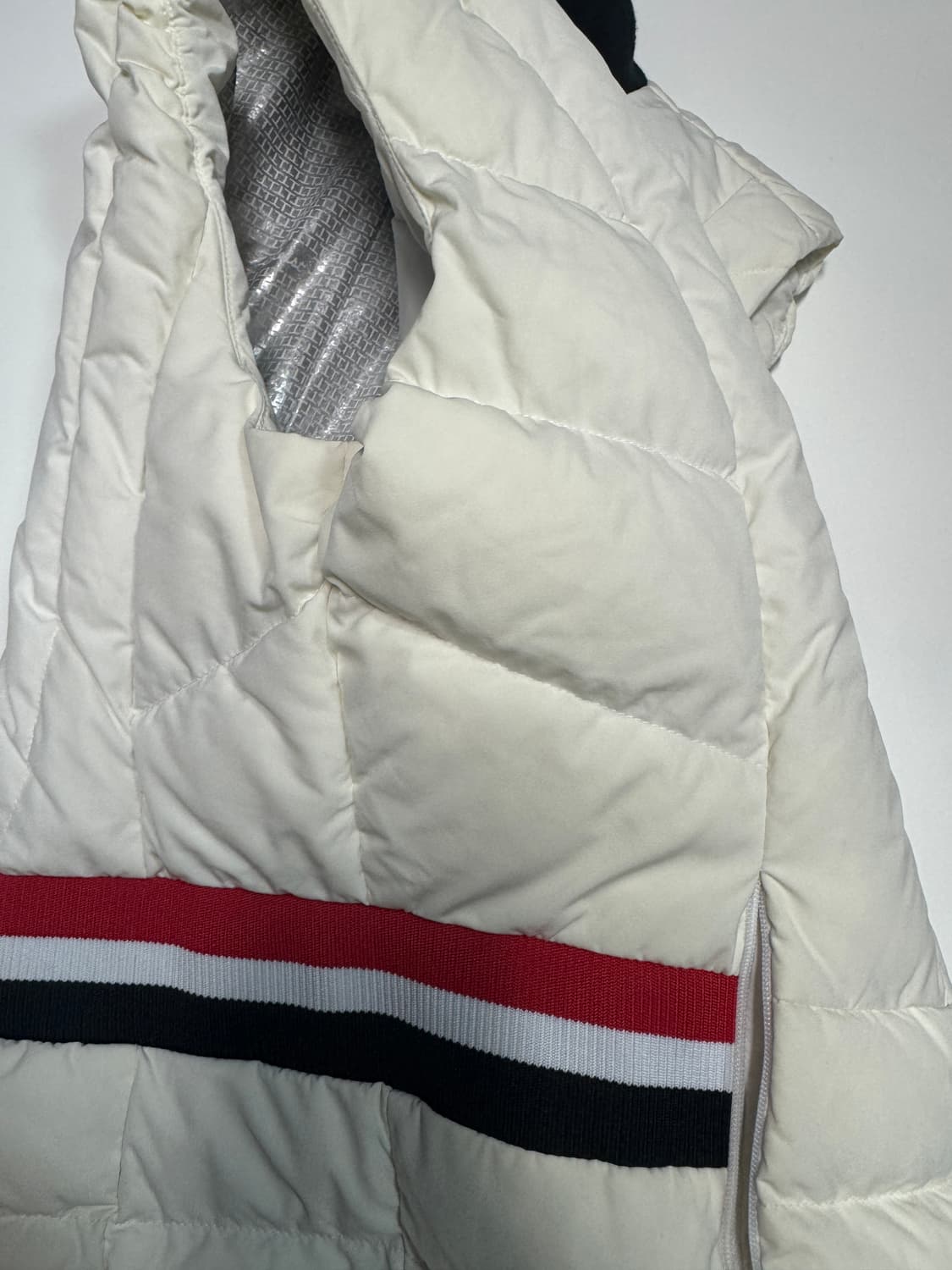 여성 타이틀리스트 커스텀 리메이크 패딩 조끼 상품이미지3