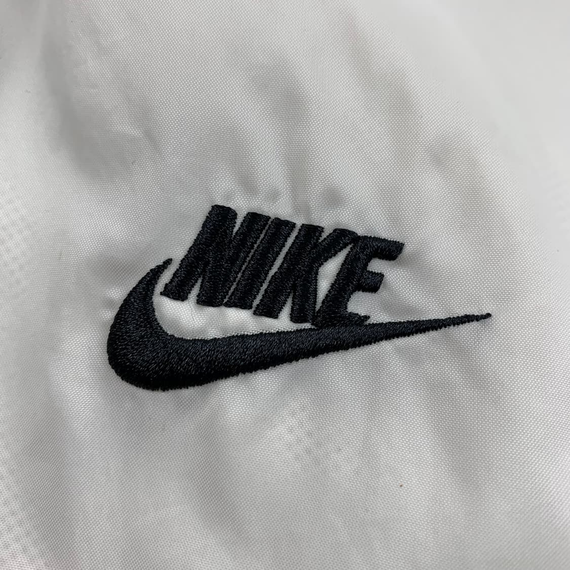 나이키 자수로고 윈드러너 바람막이 자켓  상품이미지3