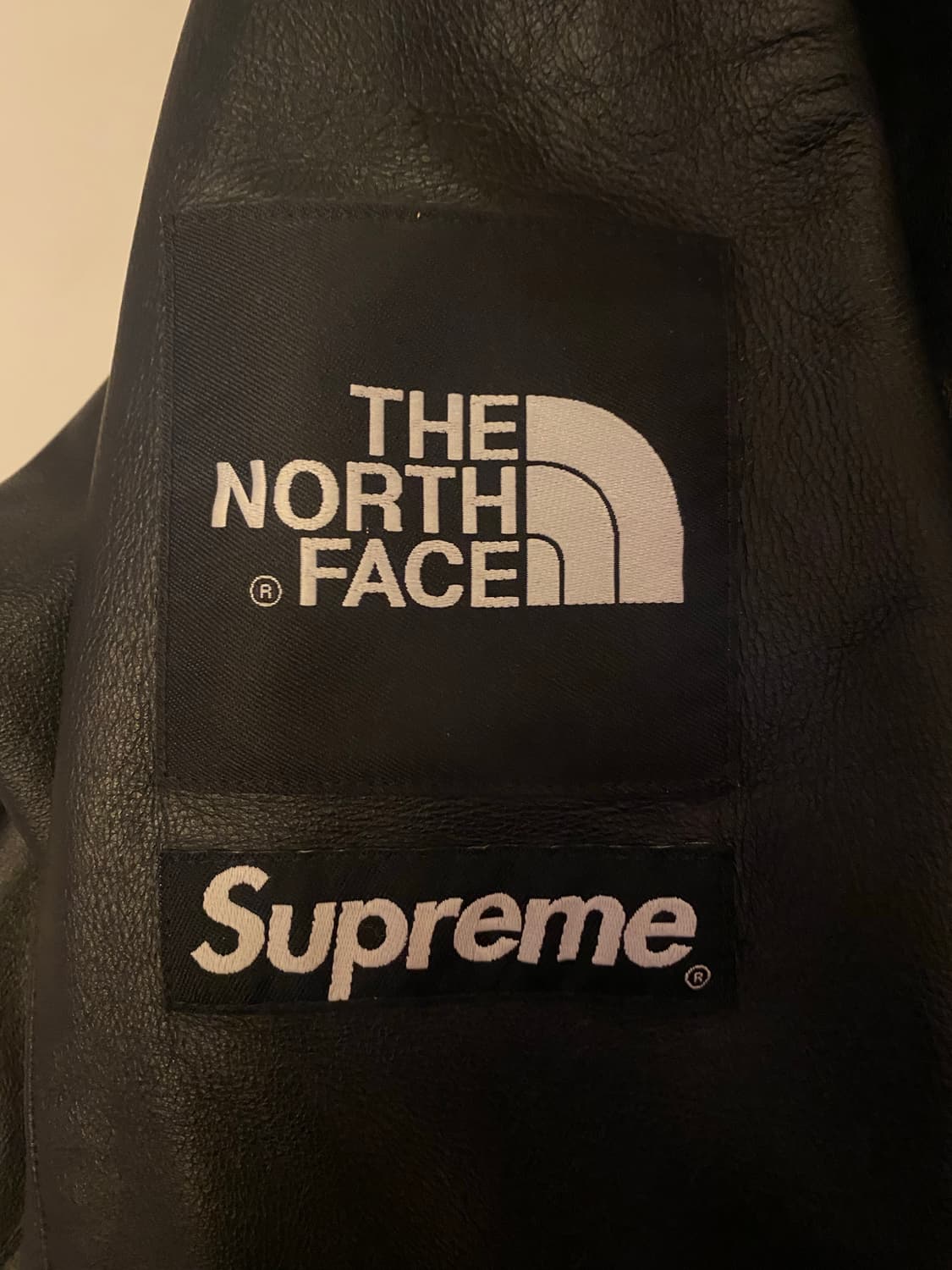 슈프림 × 더 노스페이스 리얼 레더 마운틴 하이엔드 자켓 M 블랙 상품이미지4