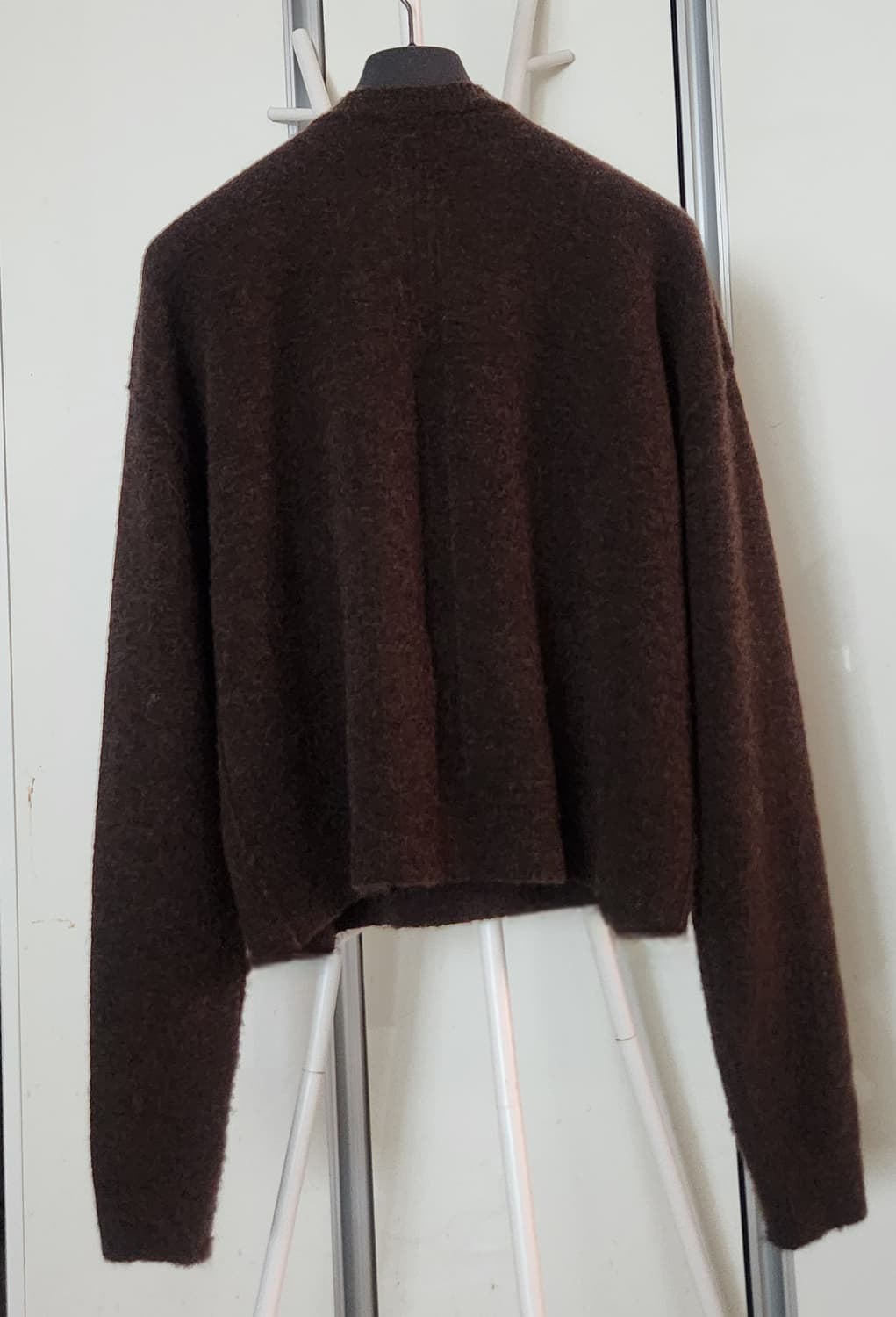 릭오웬스 FW25 토미 브이넥 알파카 스웨터 브라운 상품이미지2