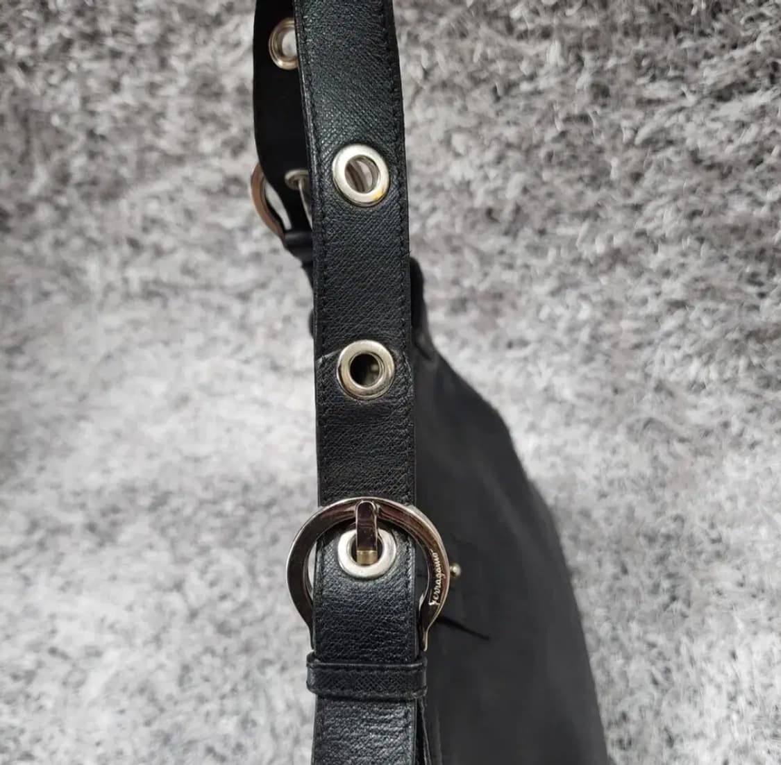 페라가모 숄더백 상품이미지5