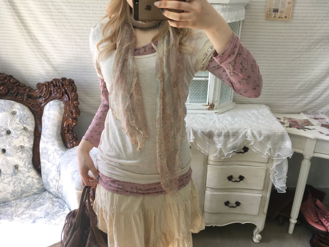 Set)핑크 도트 잔꽃 롱슬리브 + 레이스 퍼프 반팔 + 실크머플러 상품이미지2