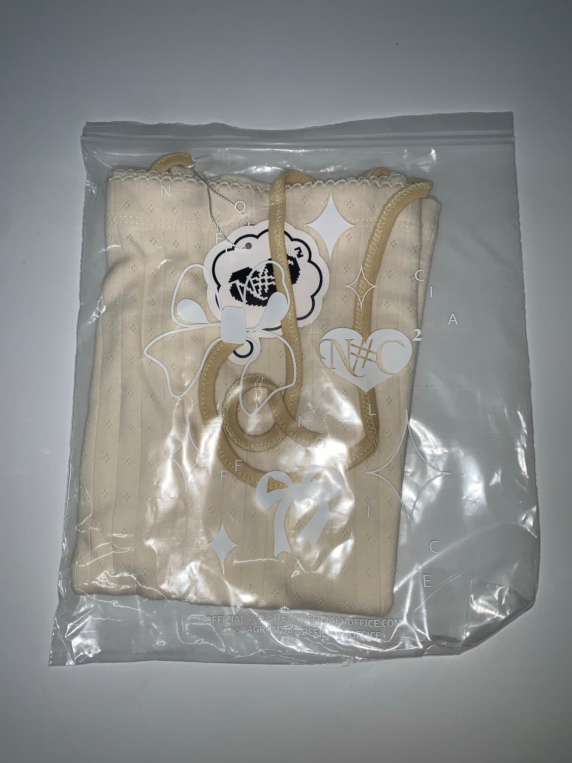 PIPED RIBBON STRAP SLEEVELESS TOP BUTTER 상품이미지6