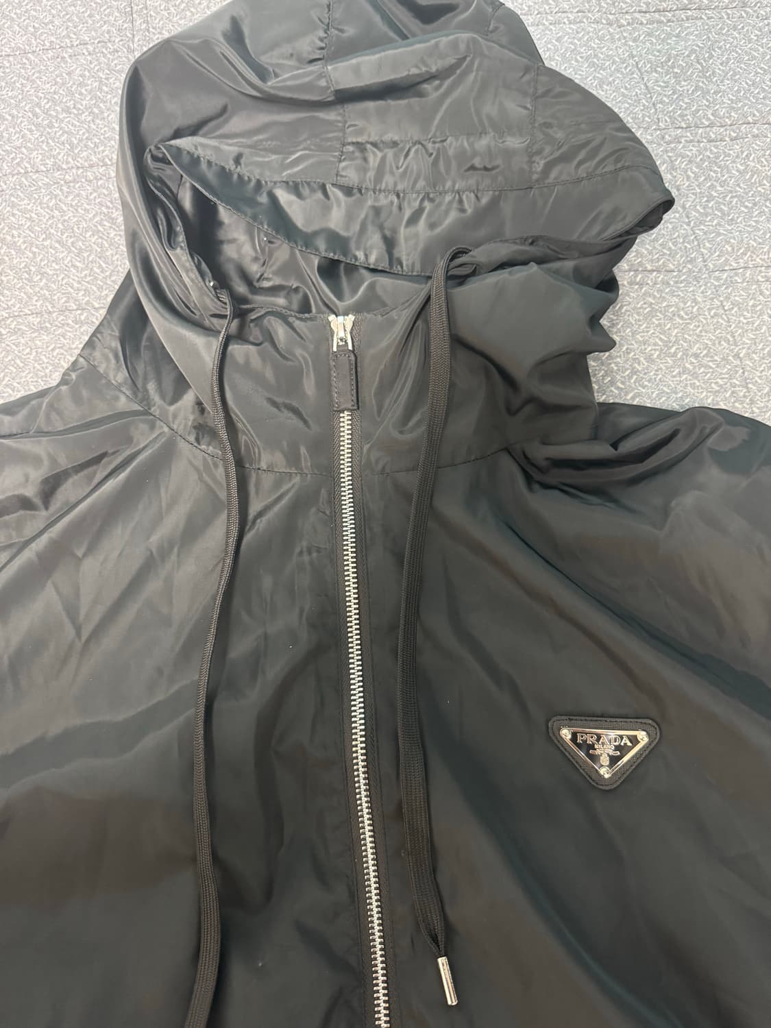 프라다 리나일론 자켓 블랙 상품이미지5