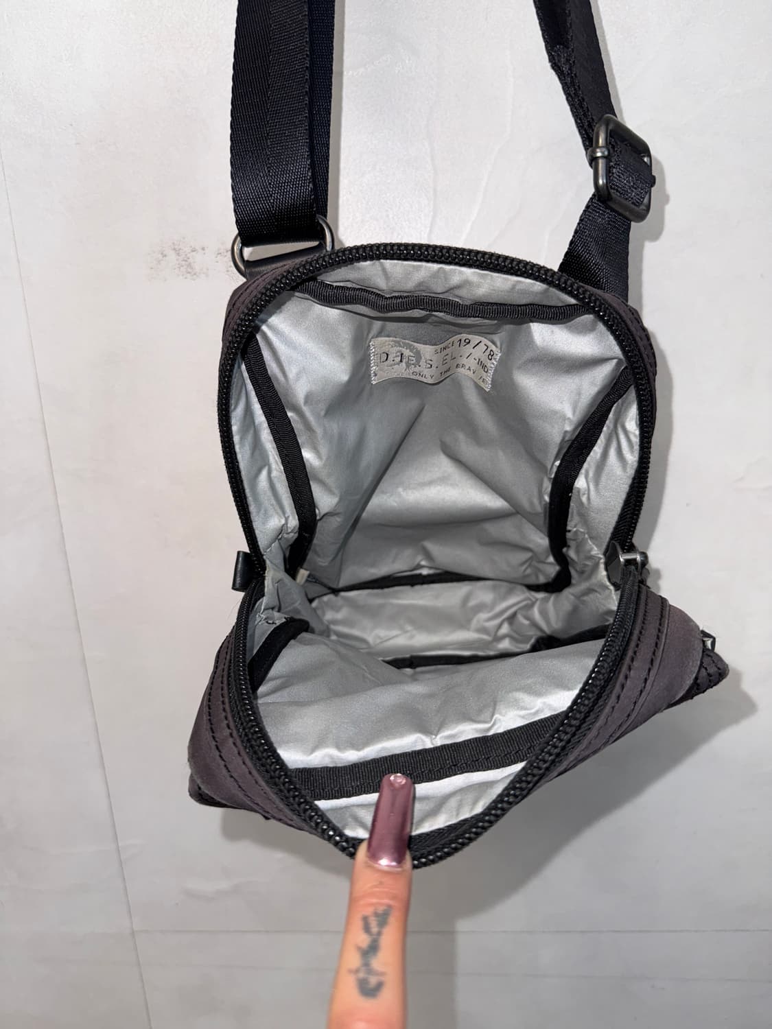 Diesel black mini cross bag 상품이미지6