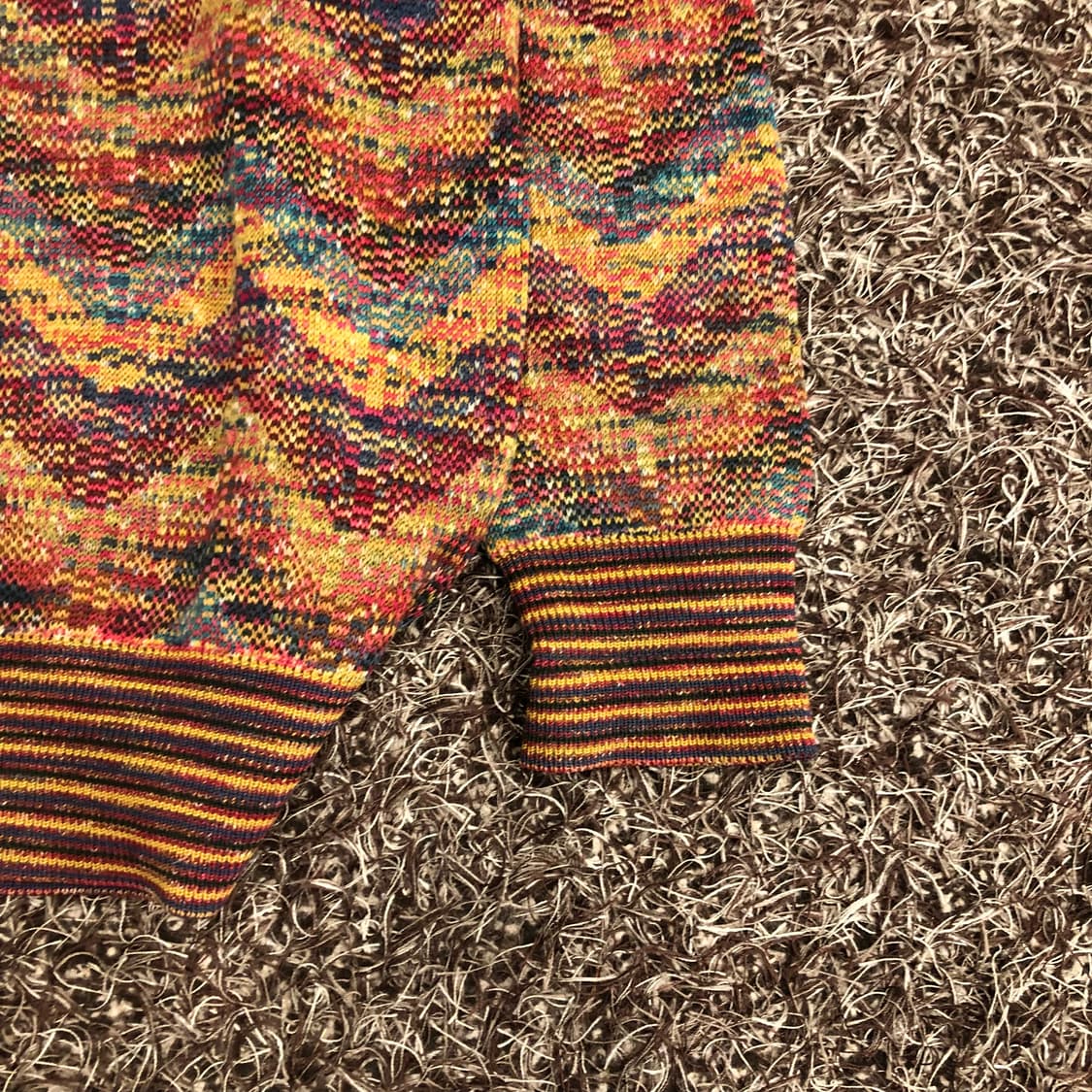 미쏘니 울 멀티컬러 패턴 니트 상품이미지3