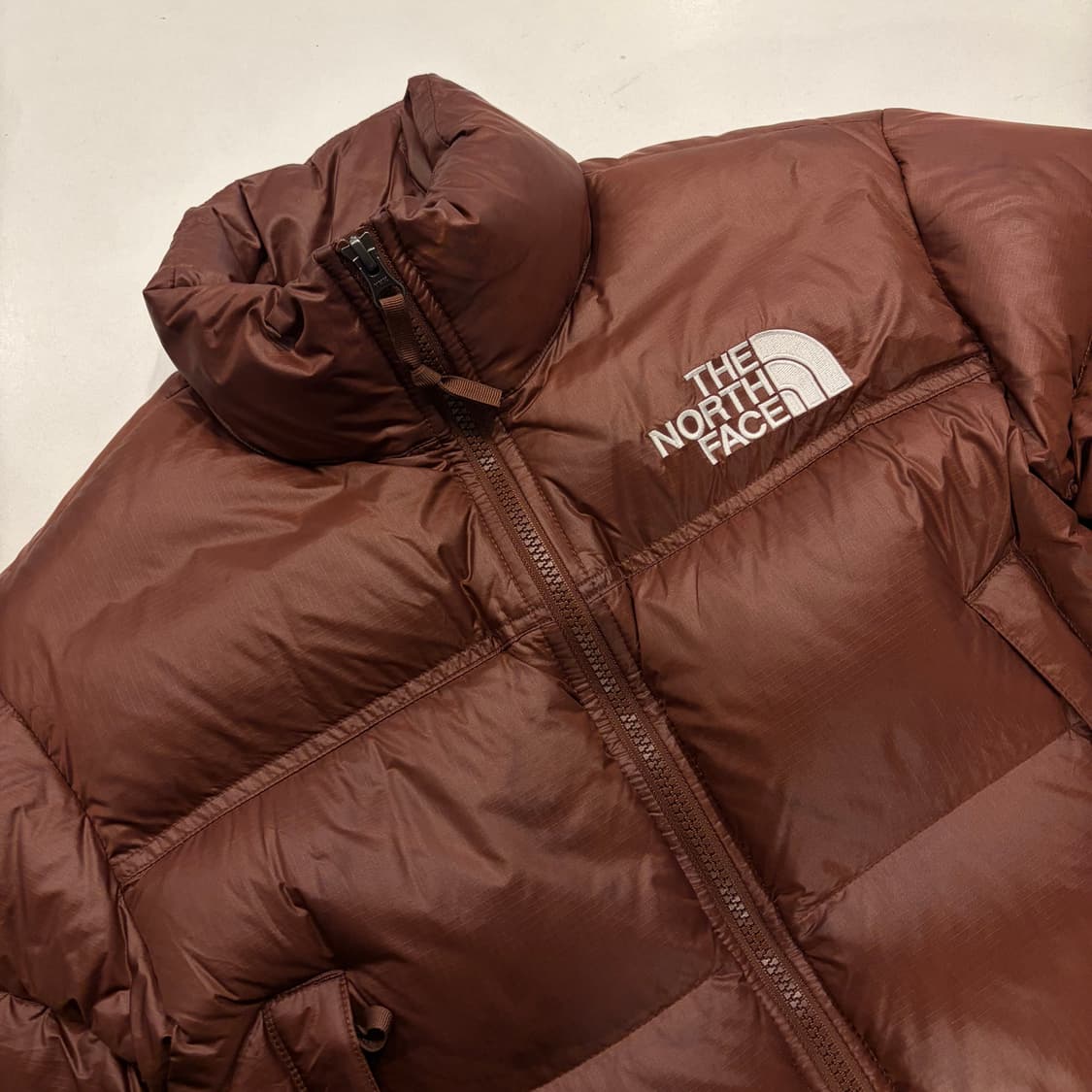 [S] 노스페이스 브라운 크롭 다운 숏패딩 눕시 C991 상품이미지3