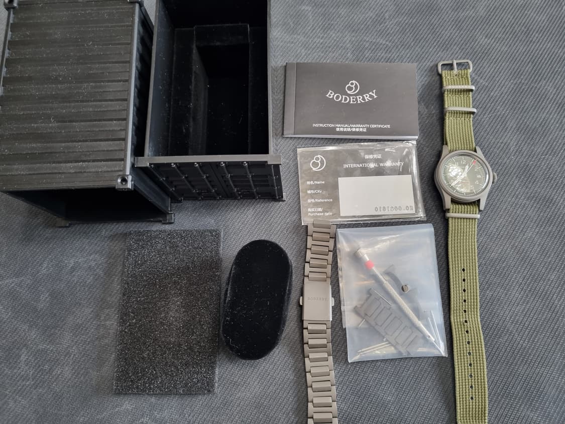 보더리 랜드마스터 티타늄 200m 방수 시계 필드워치 상품이미지3