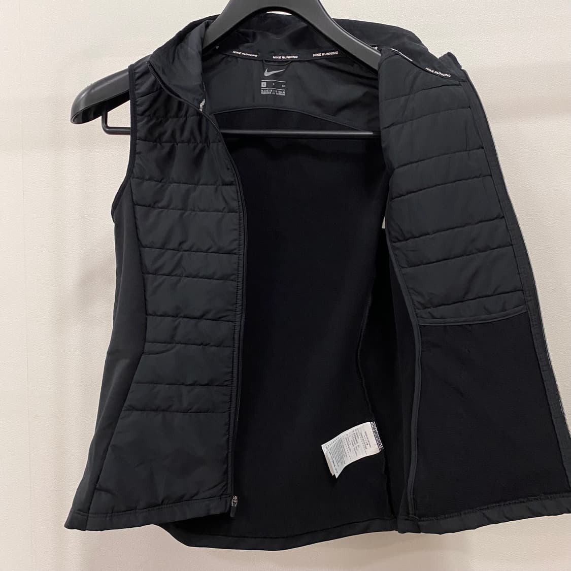 나이키 러닝 에센셜 필드 패딩 조끼 상품이미지5