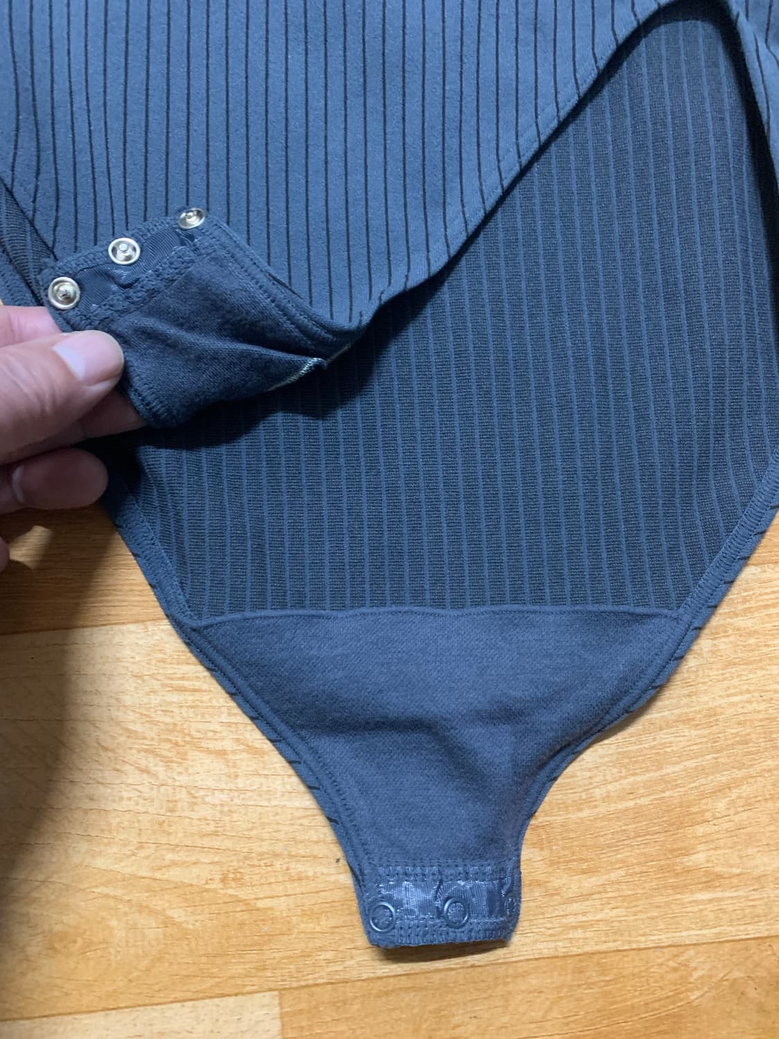 WOLFORD 월 포드 디테쳐블 바디수트(S 사이즈) 상품이미지7