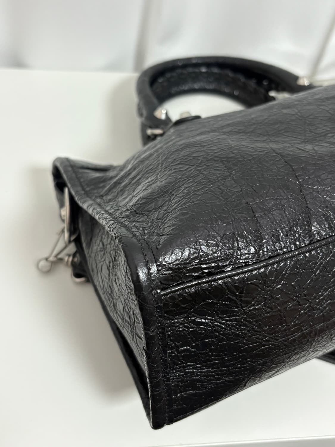 발렌시아가 르 시티 모터백 스몰 블랙 [신형] 상품이미지5