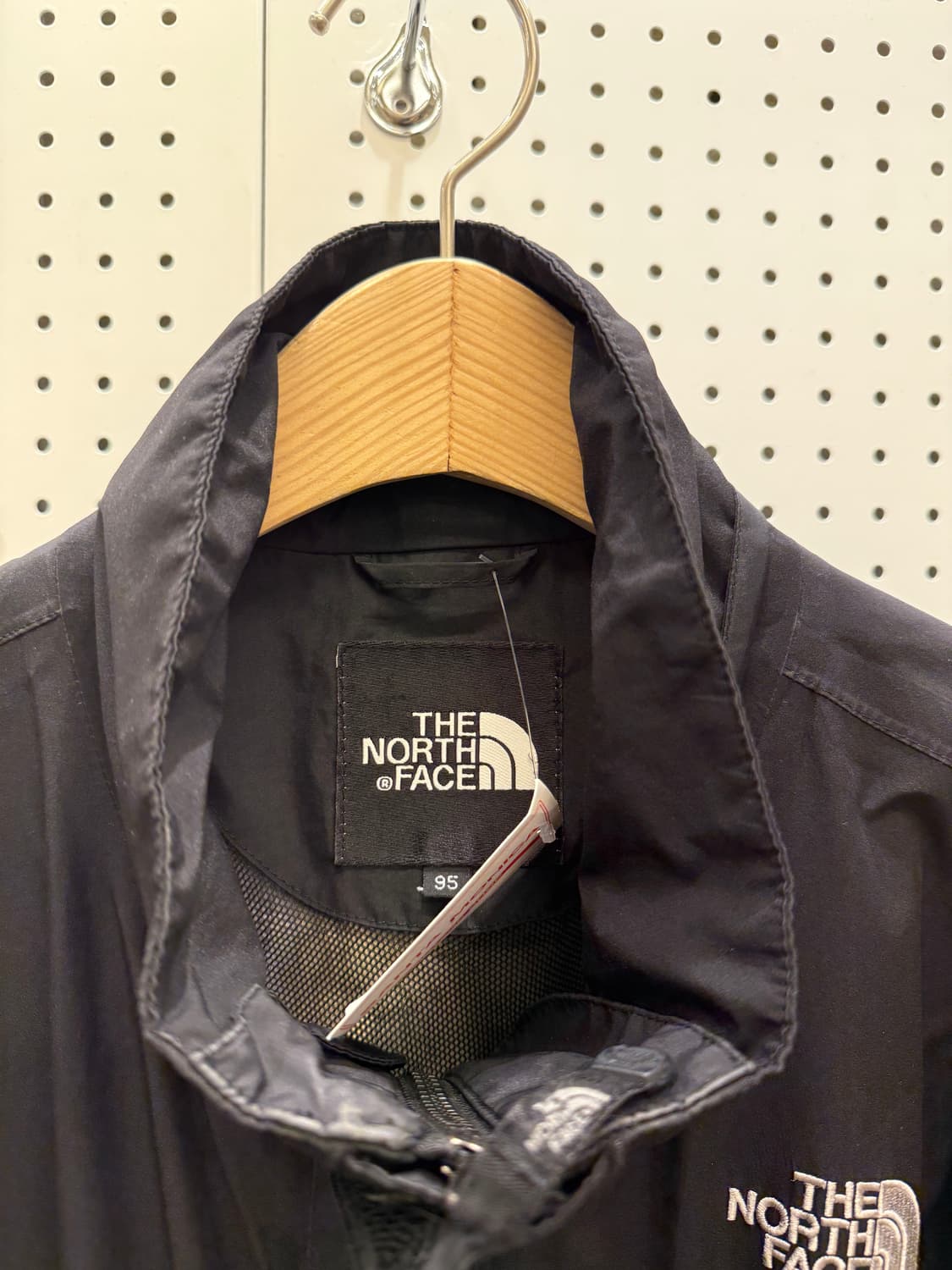 노스페이스 고어텍스 쉘 자켓 블랙 U1140 상품이미지5