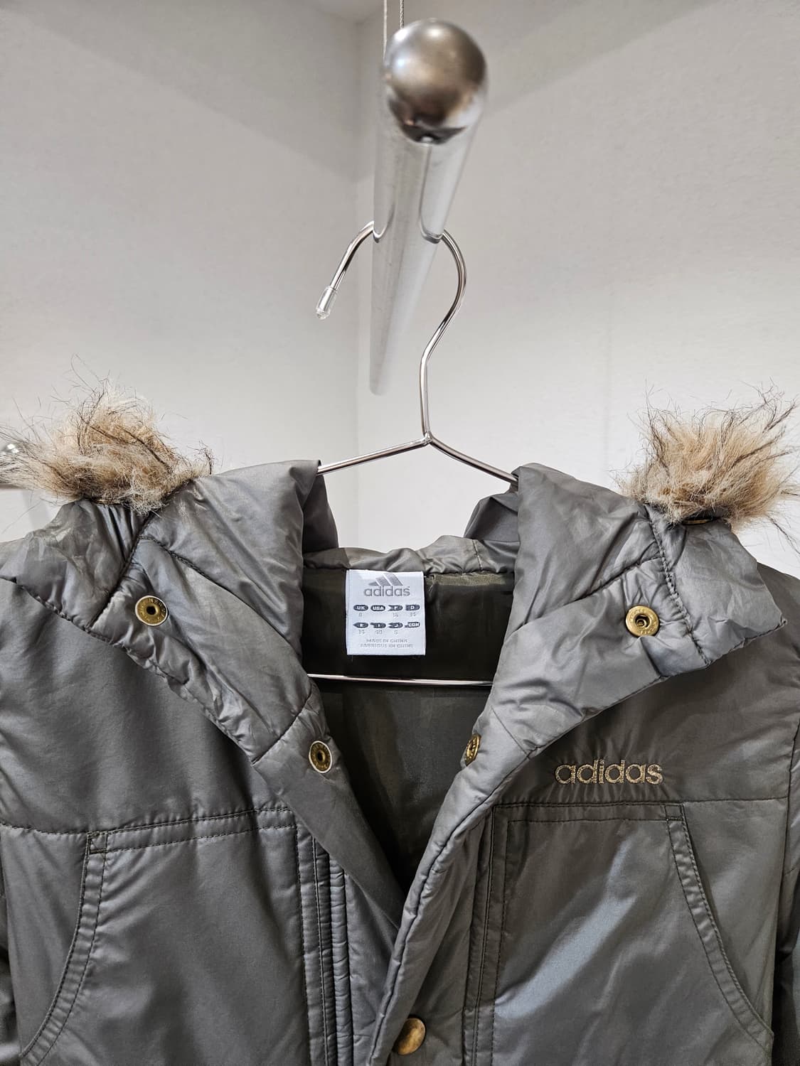 아디다스 후드 패딩 점퍼 상품이미지2