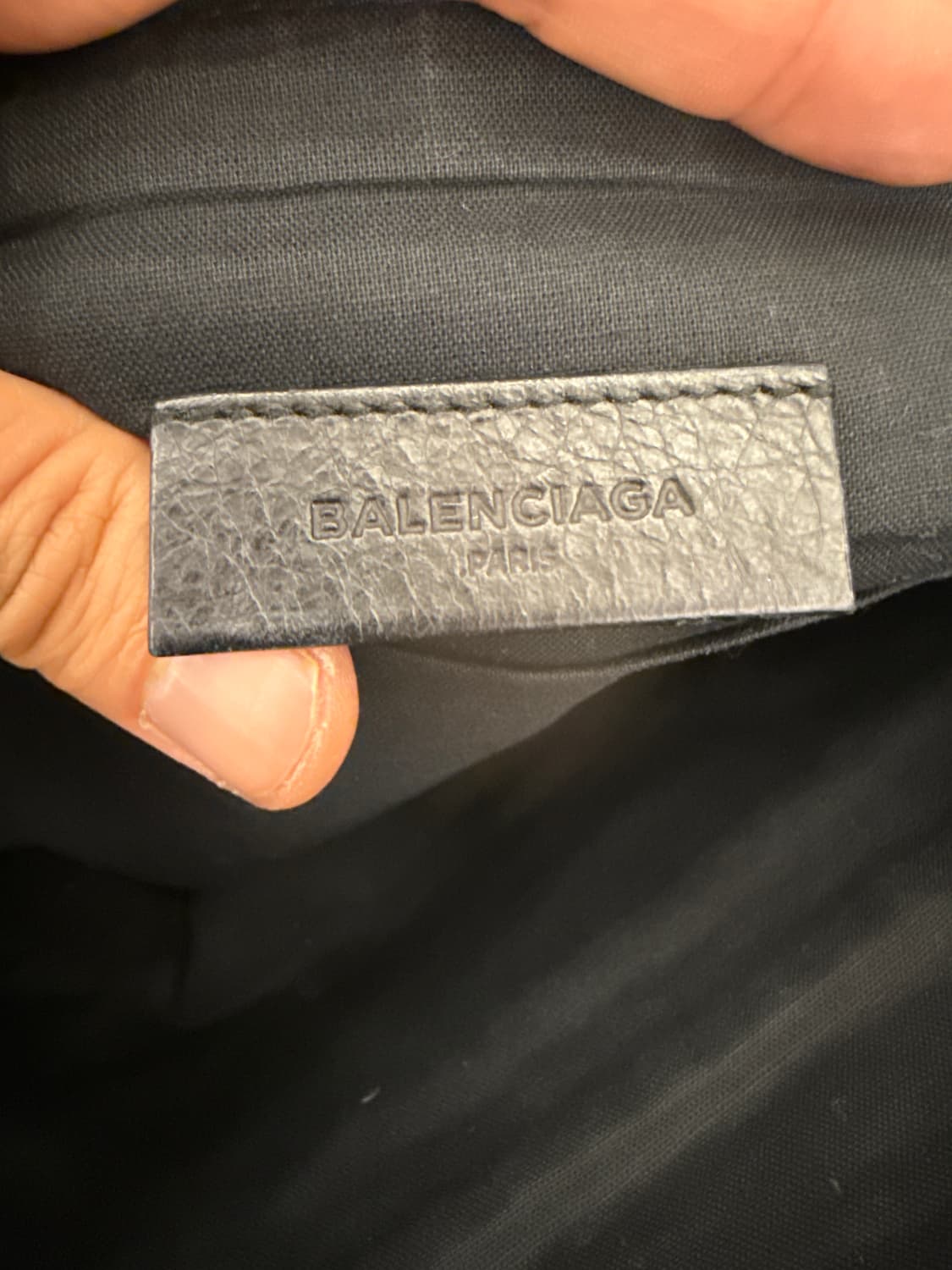 정품 발렌시아가 블랙 모터 자이언트 클러치백 상품이미지4