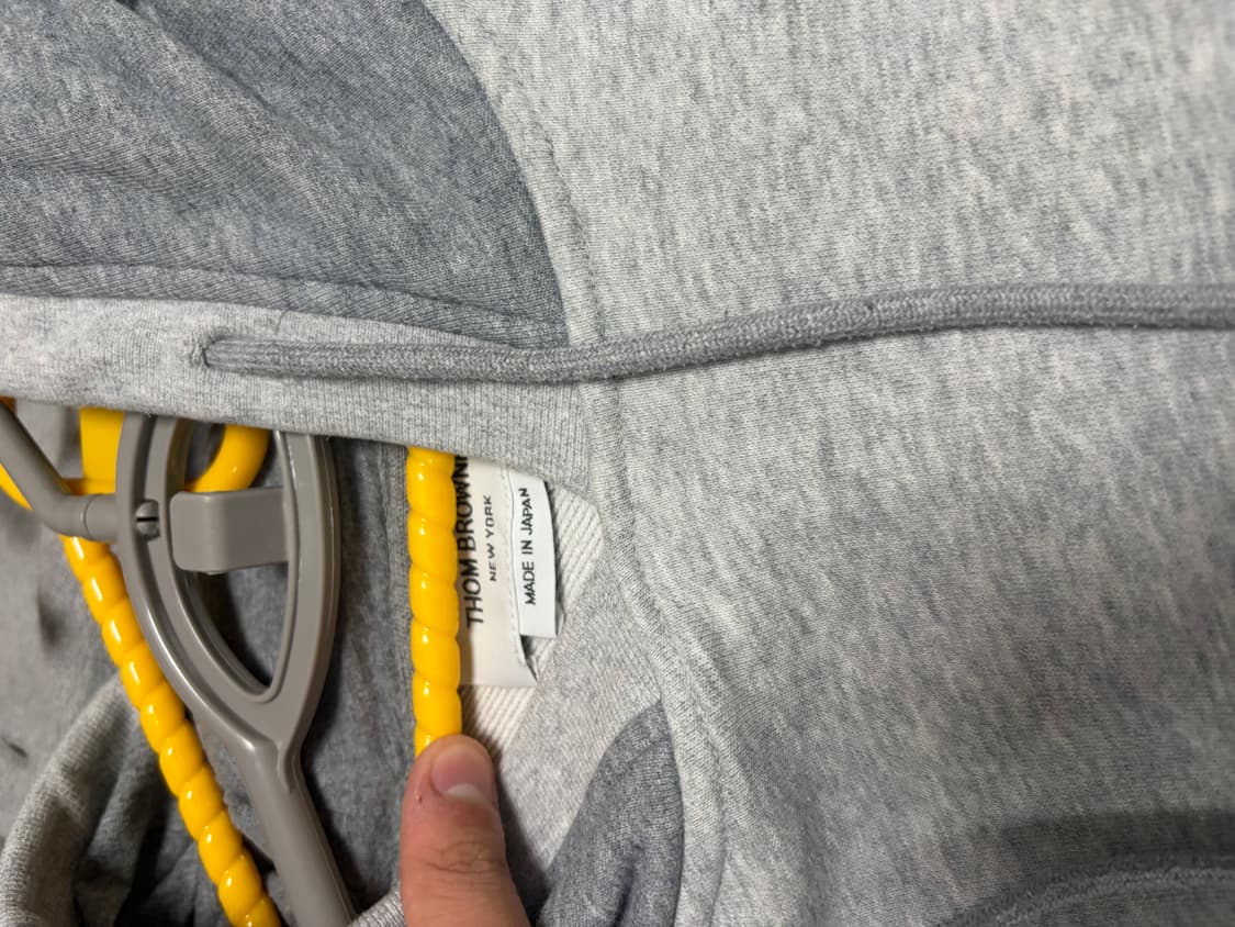 (급처) 톰브라운 후드티 판매 상품이미지3