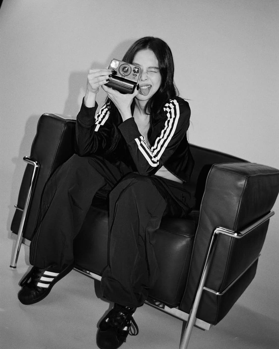 아디다스 제니바지 스트라이프 우븐 팬츠 JX8111 상품이미지1
