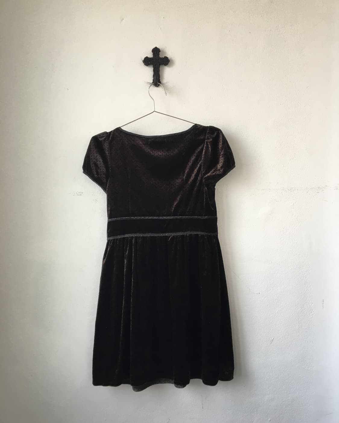 Dot pattern ribbon velvet onepiece 상품이미지3