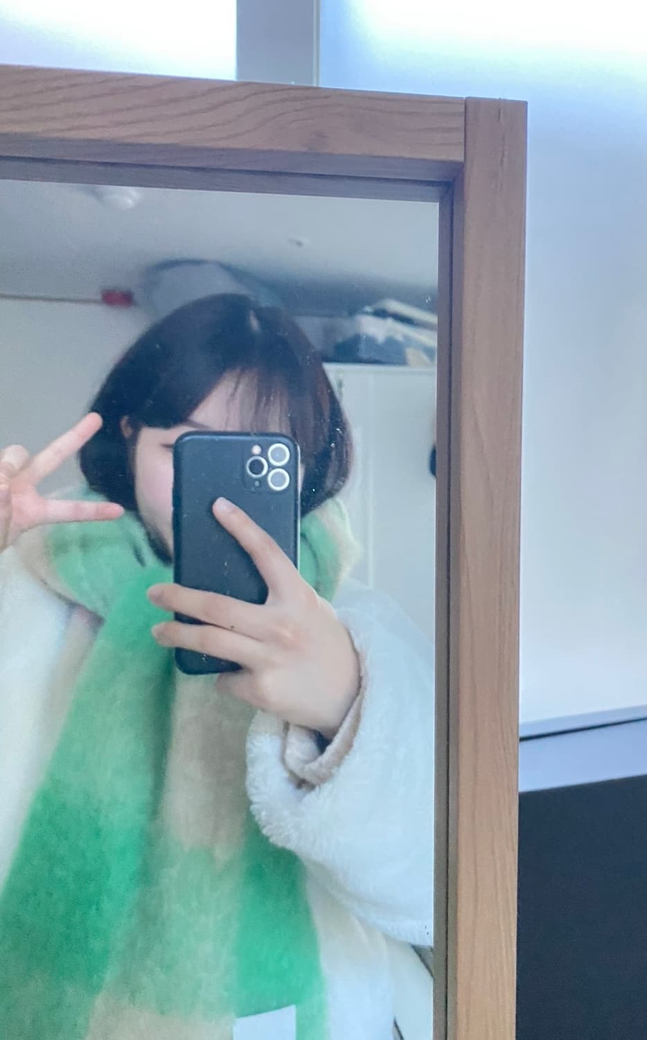 코스 모헤어 체크 머플러 그린 상품이미지3