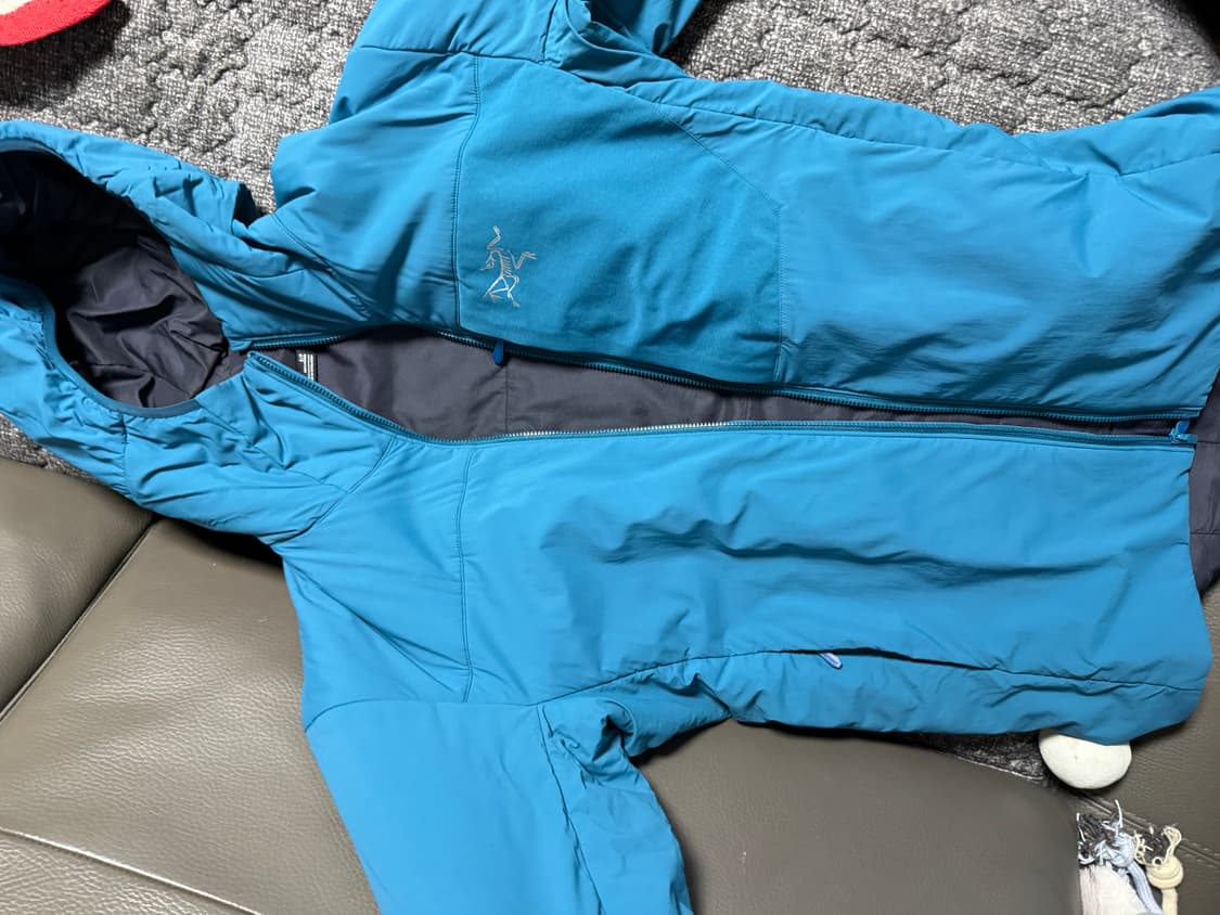 아크테릭스 프로톤 후디 s팝니다 상품이미지2