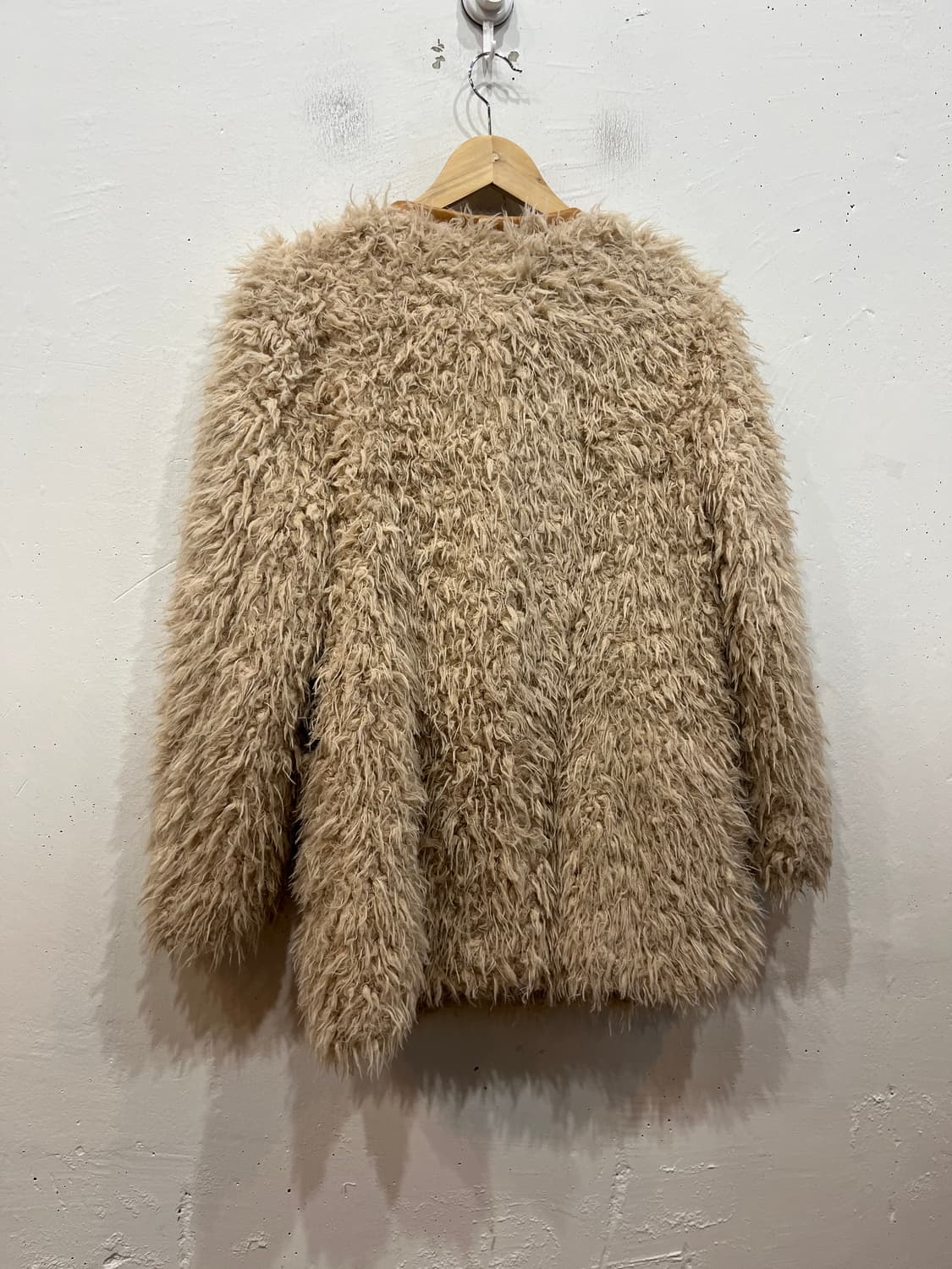 베네통 양가죽 트리밍 퍼자켓 상품이미지3