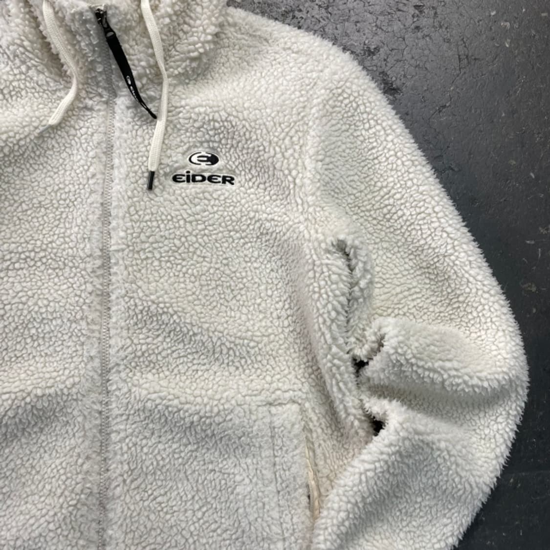 100 아이더 뽀글이 후리스 상품이미지2