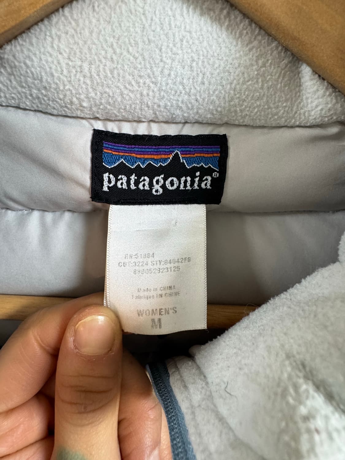 파타고니아 Patagonia 하늘색 구스다운 패딩 조끼 베스트 상품이미지9