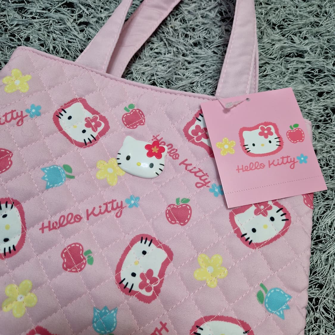 헬로키티 한정판 모두의 퀼트 가방 팝니다 상품이미지4