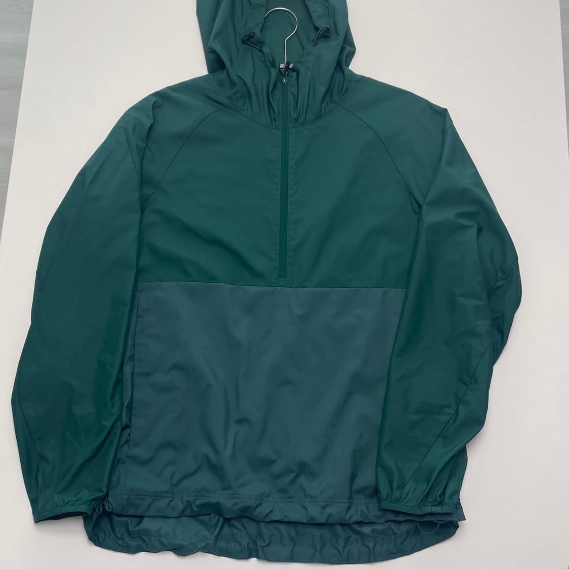 유니클로 후드 바람막이 아노락 S 상품이미지1