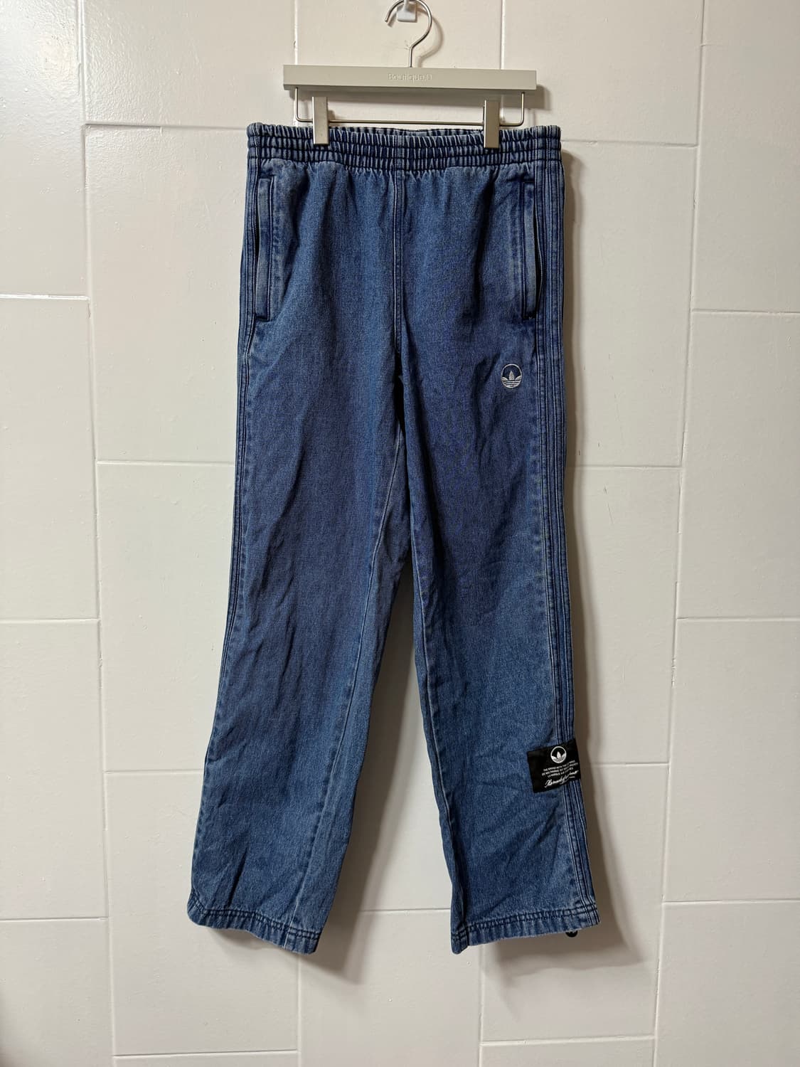 아디다스 미드 웨이스트 데님 팬츠 상품이미지1