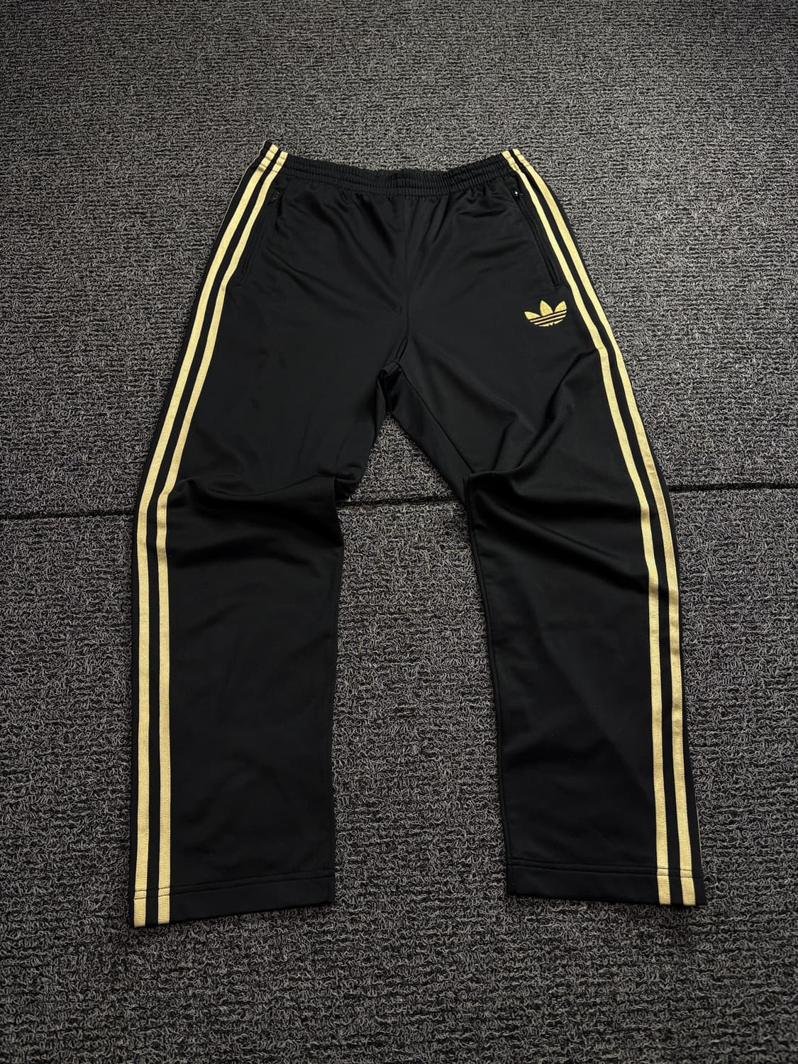 아디다스 파이어버드 올드스쿨 와이드 트랙팬츠 1866 상품이미지2