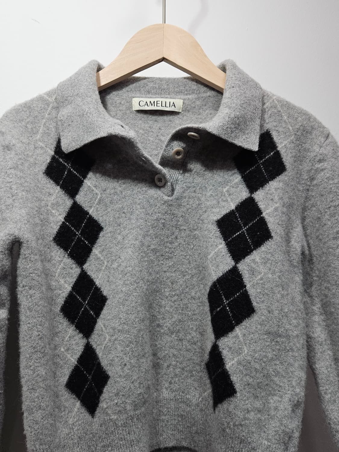 까멜리아(camellia) 아가일 체크 라쿤울 니트 xs 상품이미지5