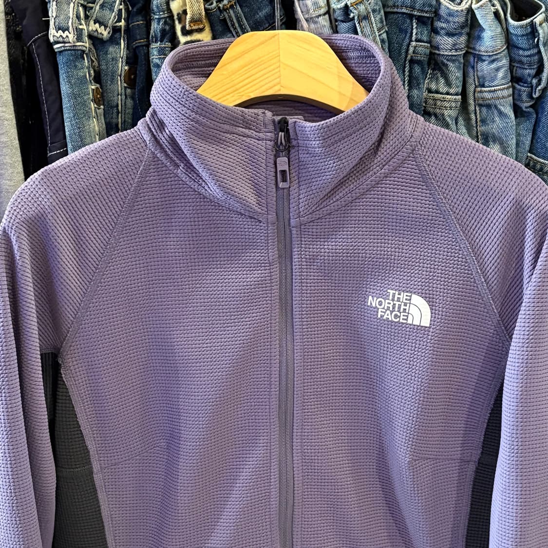 노스페이스 라벤더 그레이 미드레이어 상품이미지4