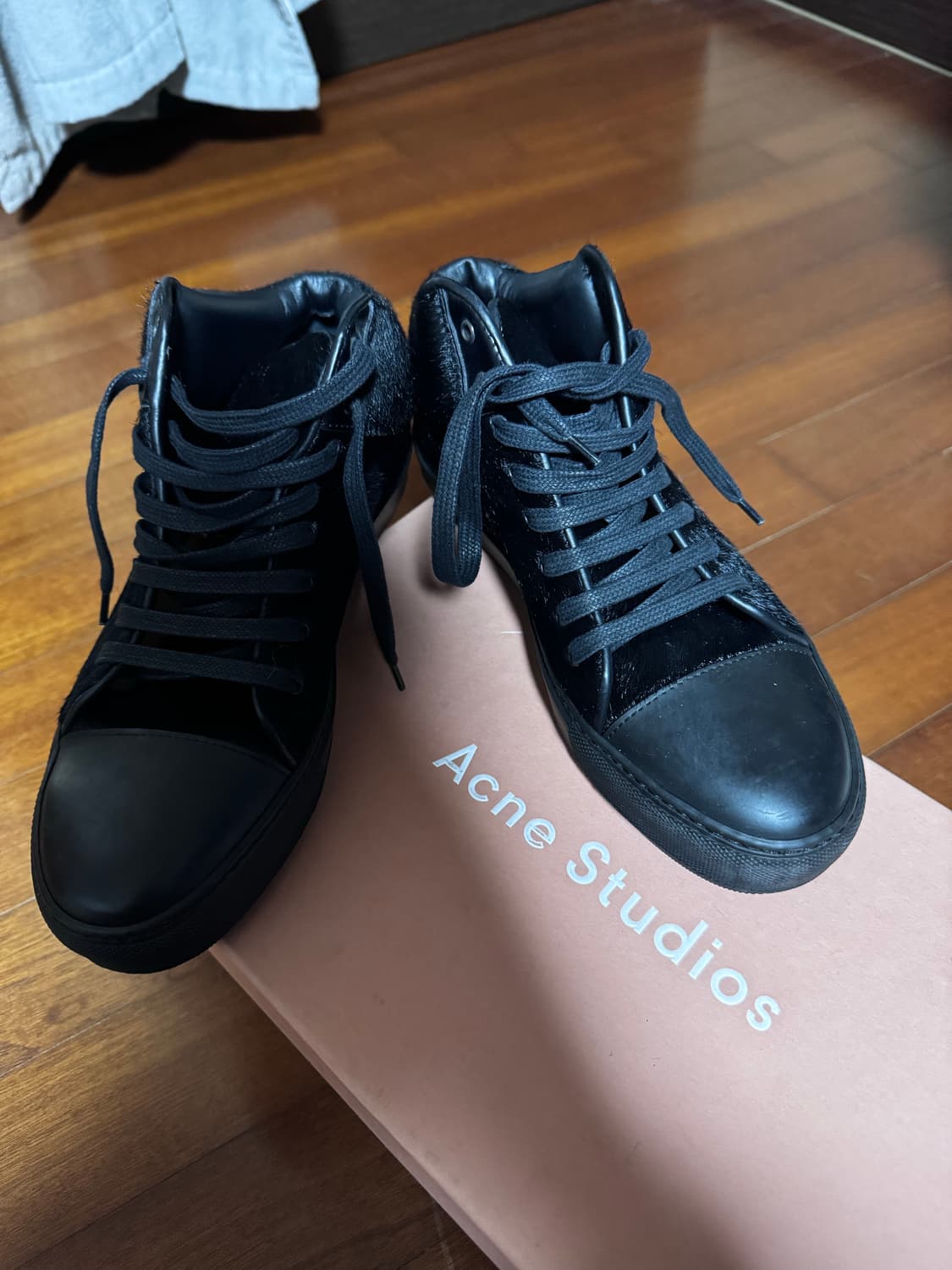 아크네스튜디오 송치 스니커즈 상품이미지5
