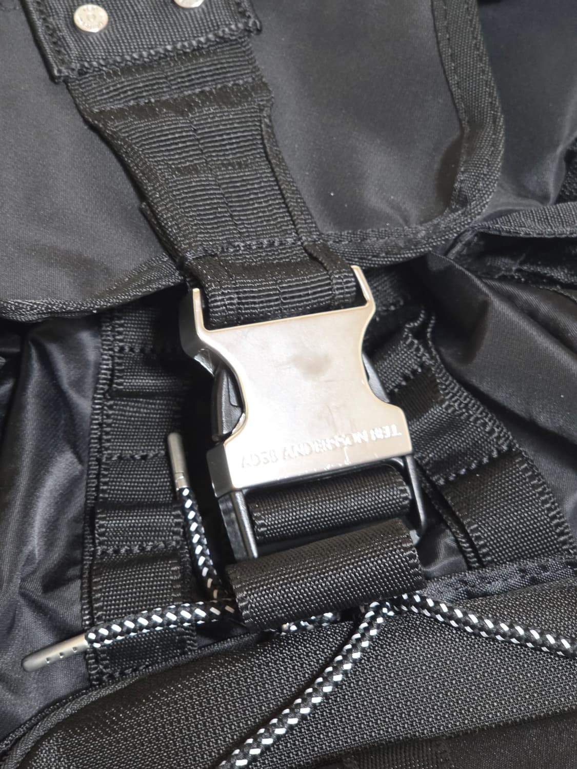 앤더슨벨 유니섹스 테크니컬 (스몰) 베를린 백팩 상품이미지3