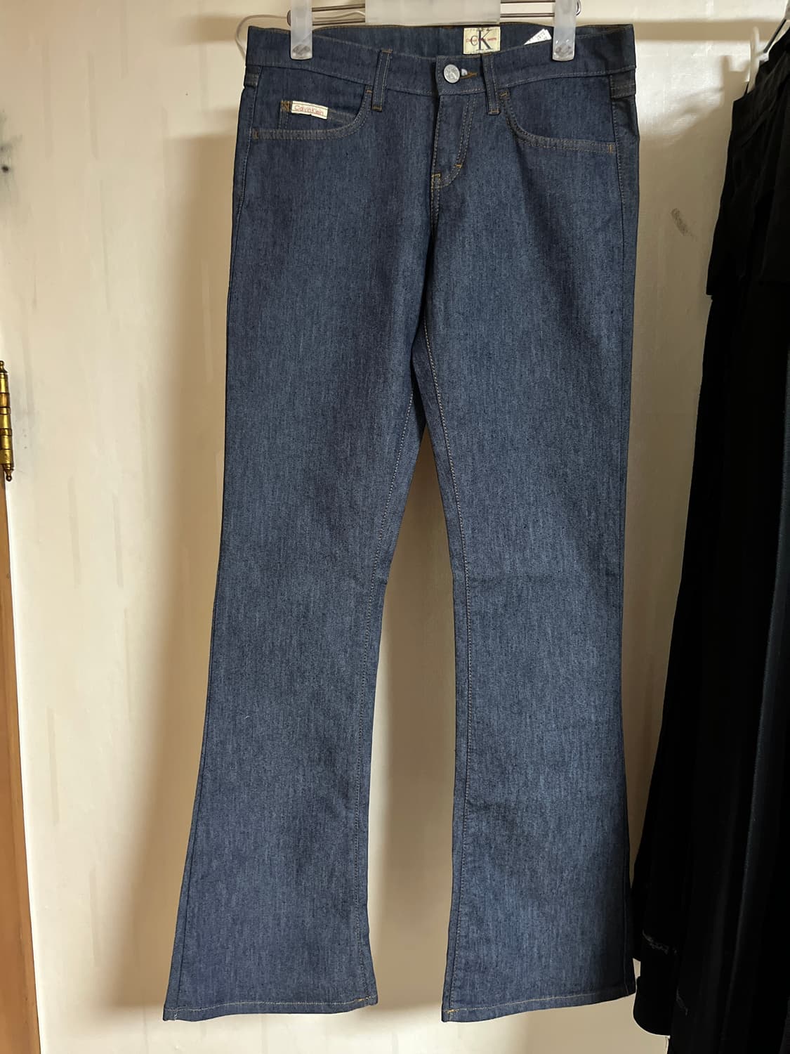 캘빈클라인 로우라이즈 부츠컷 데님 상품이미지1