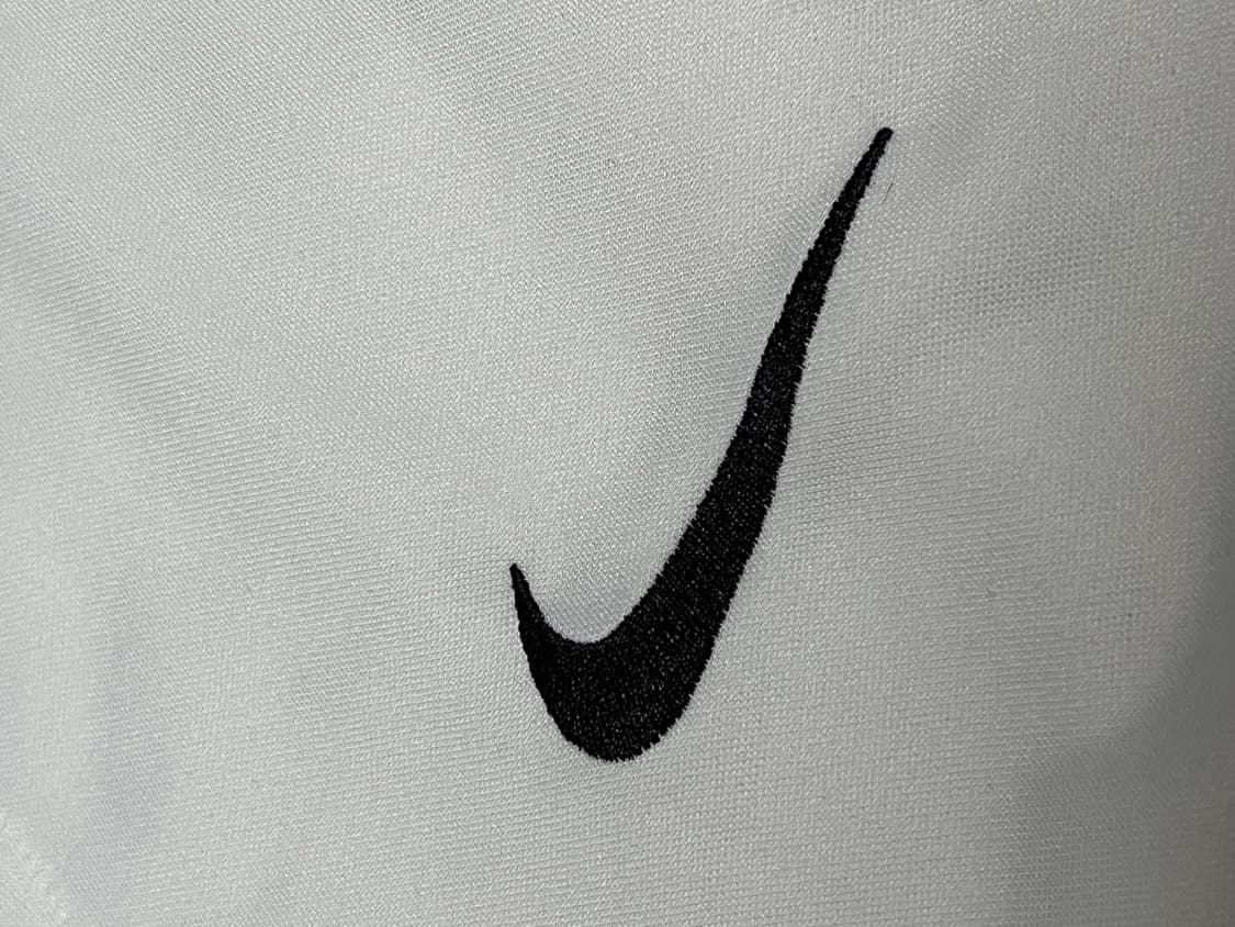 나이키 화이트 기능성 티셔츠  상품이미지2