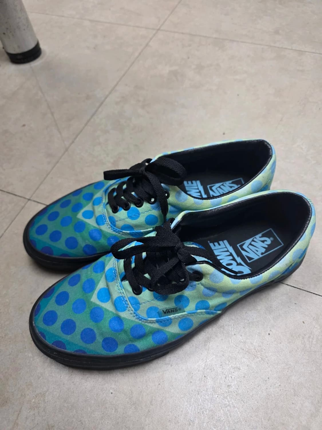 [270] 반스 x 데이비드 보위 에라 스페이스 오디티 스니커즈 상품이미지1