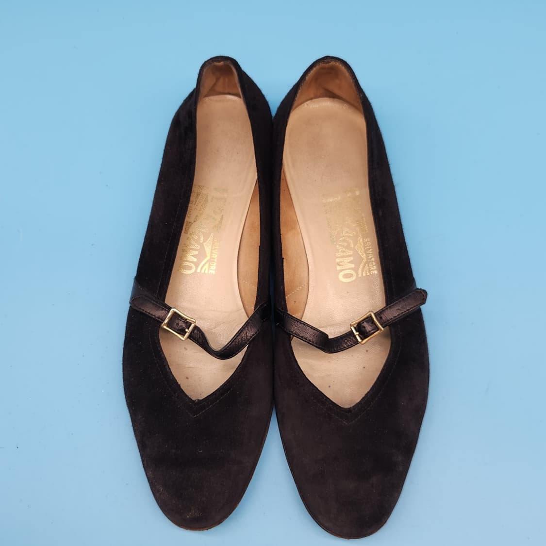 oo 정품  페라가모 여성 스웨이드 플랫슈즈230 상품이미지2