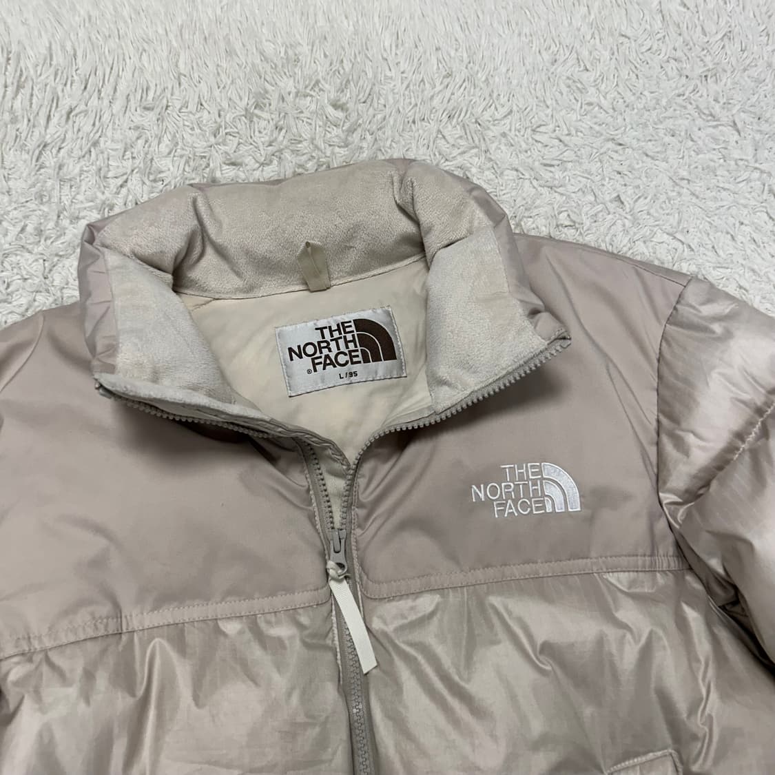 노스페이스 화이트라벨 노벨티 눕시다운패딩 상품이미지2